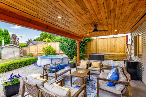 23555 108 Avenue, Maple Ridge, BC - Outdoor With Deck Patio Veranda With Exterior