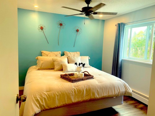 12044 Mcintyre Court, Maple Ridge, BC - Indoor Photo Showing Bedroom