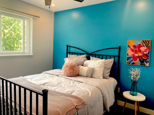 12044 Mcintyre Court, Maple Ridge, BC - Indoor Photo Showing Bedroom