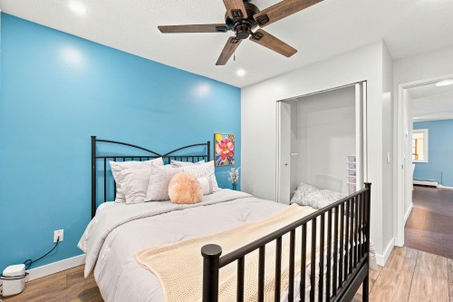 12044 Mcintyre Court, Maple Ridge, BC - Indoor Photo Showing Bedroom