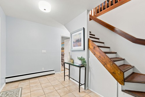 12044 Mcintyre Court, Maple Ridge, BC - Indoor Photo Showing Other Room