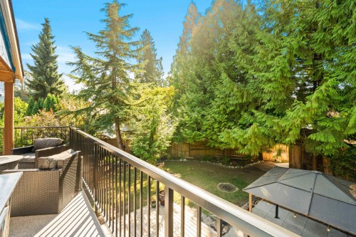 12044 Mcintyre Court, Maple Ridge, BC - Outdoor