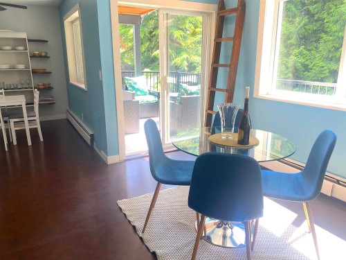 12044 Mcintyre Court, Maple Ridge, BC - Indoor Photo Showing Dining Room
