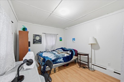 12357 189A Street, Pitt Meadows, BC - Indoor Photo Showing Bedroom