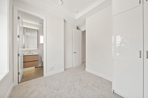 6720 Francis Road, Richmond, BC - Indoor Photo Showing Other Room
