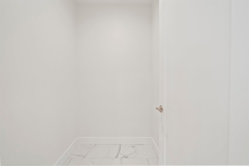 6720 Francis Road, Richmond, BC - Indoor Photo Showing Other Room