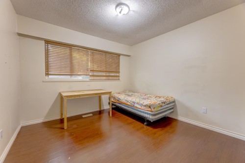3302 5Th Avenue E, Vancouver, BC 