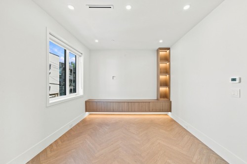 3-646 E 23Rd Avenue, Vancouver, BC - Indoor Photo Showing Other Room