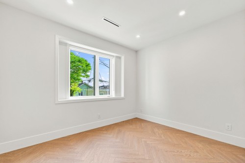 3-646 E 23Rd Avenue, Vancouver, BC - Indoor Photo Showing Other Room