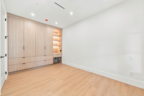 3-646 E 23Rd Avenue, Vancouver, BC - Indoor Photo Showing Other Room