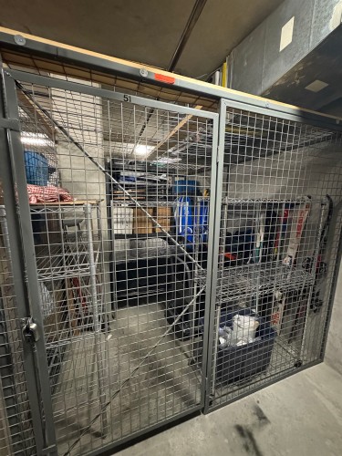 602-4333 Central Boulevard, Burnaby, BC - Indoor With Storage
