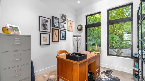 2650 Rosebery Avenue, West Vancouver, BC - Indoor