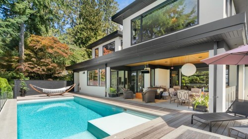2650 Rosebery Avenue, West Vancouver, BC - Outdoor With In Ground Pool With Deck Patio Veranda With Exterior