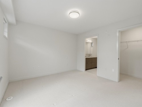 7891 Oak Street, Vancouver, BC - Indoor