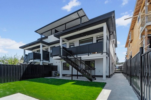 8073 18Th Avenue, Burnaby, BC - Outdoor