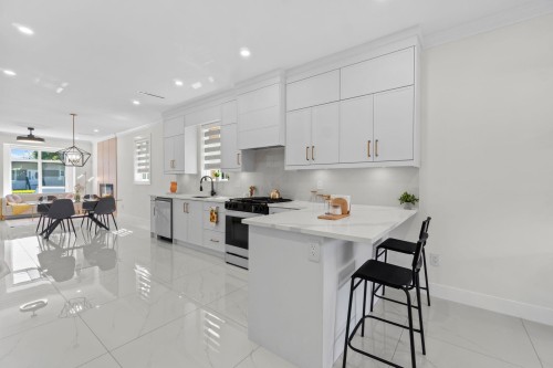 8073 18Th Avenue, Burnaby, BC - Indoor Photo Showing Kitchen With Upgraded Kitchen