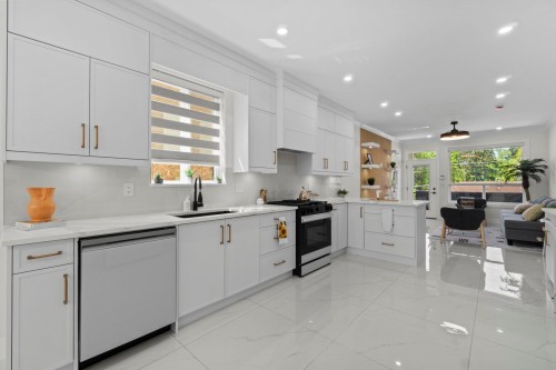 8073 18Th Avenue, Burnaby, BC - Indoor Photo Showing Kitchen With Upgraded Kitchen