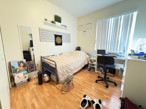 1784 Coquitlam Avenue, Port Coquitlam, BC - Indoor Photo Showing Bedroom