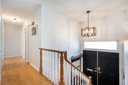1062 Spar Drive, Coquitlam, BC - Indoor Photo Showing Other Room