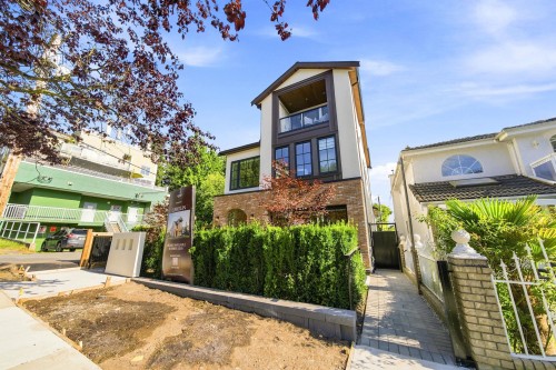 2-646 E 23Rd Avenue, Vancouver, BC - Outdoor