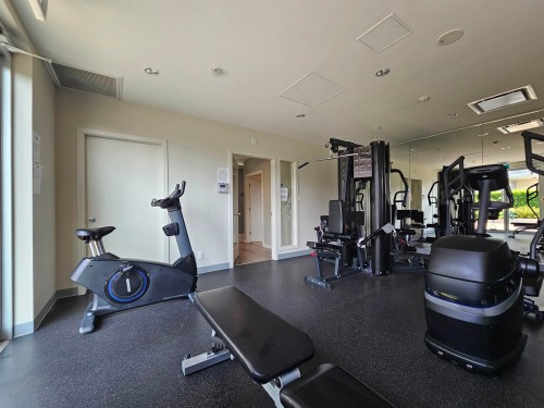201-691 North Road, Coquitlam, BC - Indoor Photo Showing Gym Room
