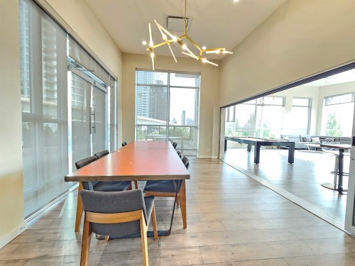 201-691 North Road, Coquitlam, BC - Indoor