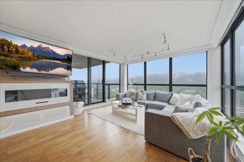 2301-288 Ungless Way, Port Moody, BC - Indoor Photo Showing Living Room