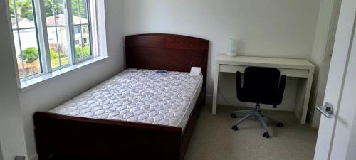 8888 Spires Road, Richmond, BC - Indoor Photo Showing Bedroom