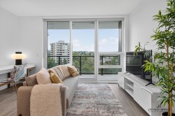 1X03-2135 Springer Avenue Burnaby, BC V5H 3G9