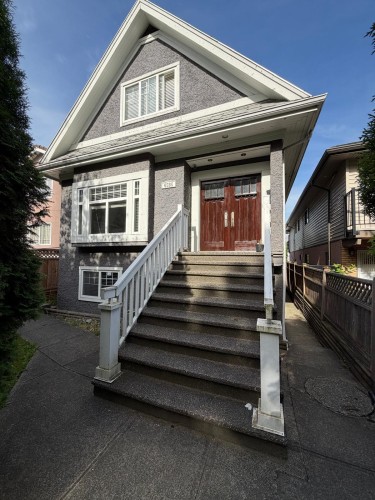 4585 Commercial Street, Vancouver, BC - Outdoor