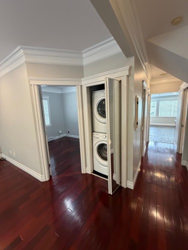 4585 Commercial Street, Vancouver, BC - Indoor
