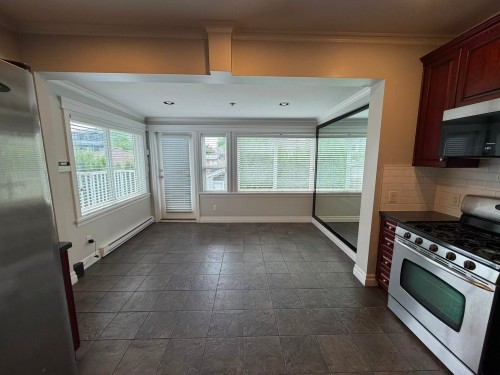 4585 Commercial Street, Vancouver, BC - Indoor Photo Showing Kitchen