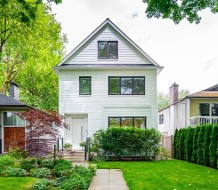 785 20th Avenue W Vancouver, BC V5Z 1Y2
