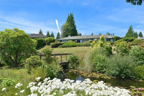 21-544 Eaglecrest Drive, Gibsons, BC - Outdoor