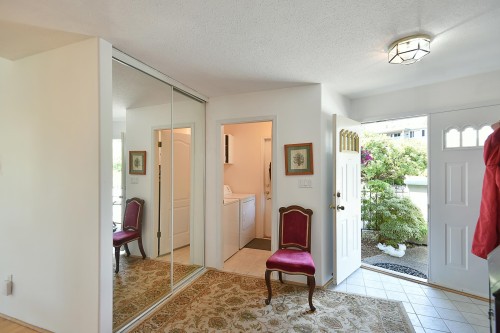21-544 Eaglecrest Drive, Gibsons, BC - Indoor Photo Showing Other Room