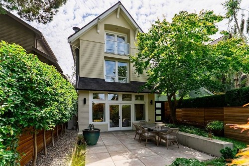 3420 1St Avenue W, Vancouver, BC - Outdoor