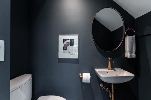 3420 1St Avenue W, Vancouver, BC - Indoor Photo Showing Bathroom