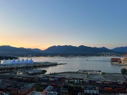 2610-128 Cordova Street W Vancouver, BC V6B 0E6