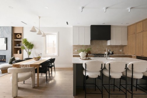 2-242 20Th Avenue E, Vancouver, BC - Indoor
