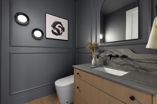 2-242 20Th Avenue E, Vancouver, BC - Indoor Photo Showing Bathroom