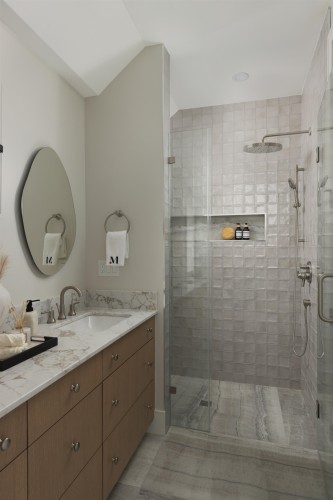 2-242 20Th Avenue E, Vancouver, BC - Indoor Photo Showing Bathroom