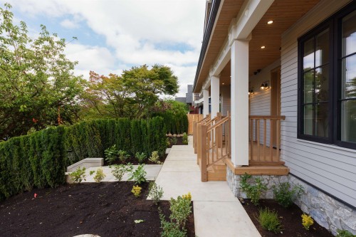 2-242 20Th Avenue E, Vancouver, BC - Outdoor