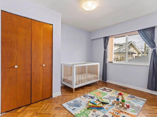 3369 Price Street, Vancouver, BC - Indoor Photo Showing Bedroom