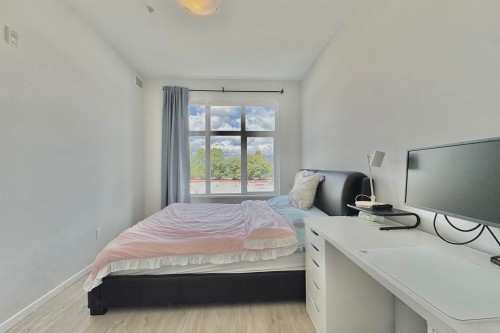 227-6283 Kingsway, Burnaby, BC 