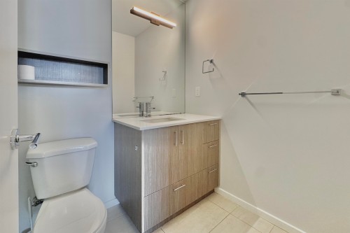 227-6283 Kingsway, Burnaby, BC 