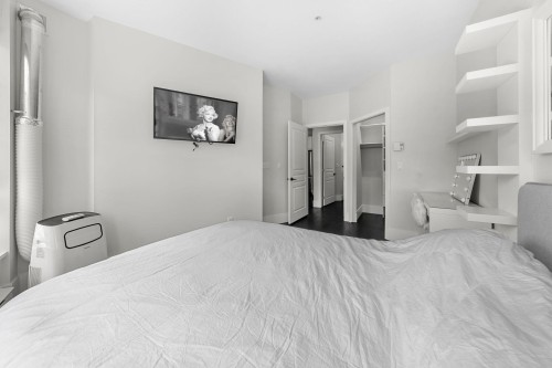 404-5605 Hampton Place, Vancouver, BC - Indoor Photo Showing Bedroom