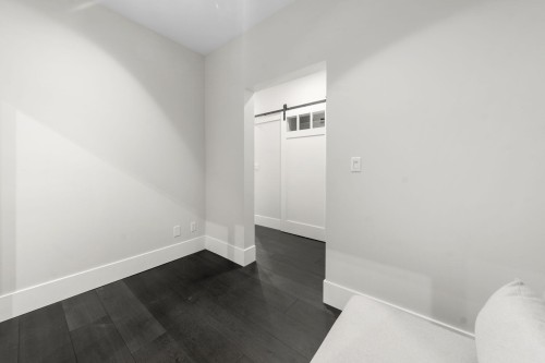 404-5605 Hampton Place, Vancouver, BC - Indoor Photo Showing Other Room