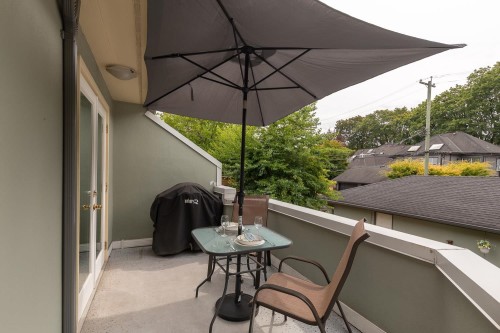 1844 10Th Avenue W, Vancouver, BC - Outdoor With Exterior