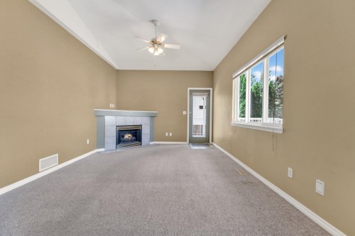 20135 121St Avenue, Maple Ridge, BC - Indoor With Fireplace