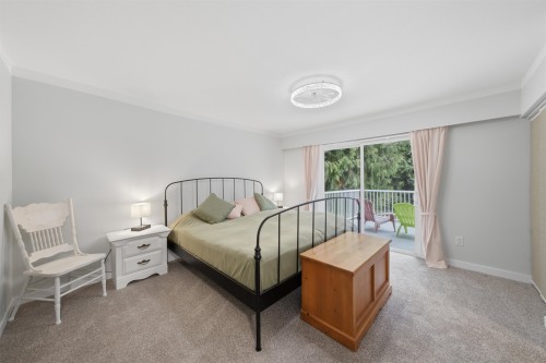 12092 Glenhurst Street, Maple Ridge, BC - Indoor Photo Showing Bedroom